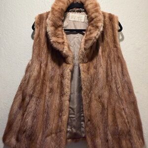 Vintage Weiner’s Furs Vest size M